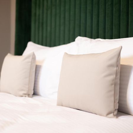 R.Hotel 切尔诺夫策 外观 照片